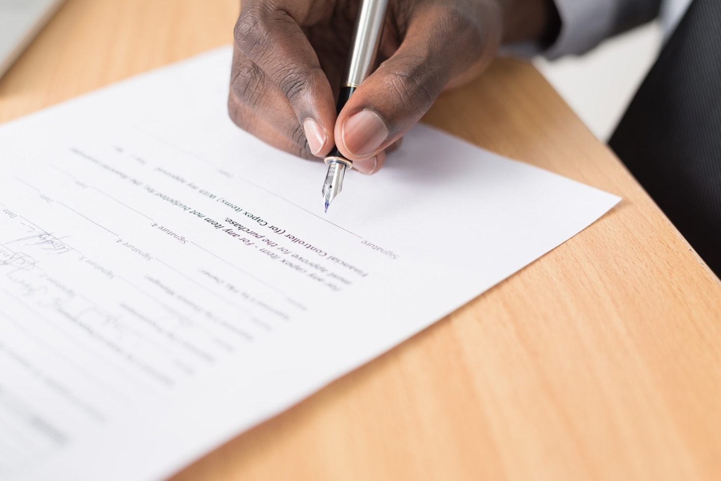 Navigating Business Law Challenges Effectively